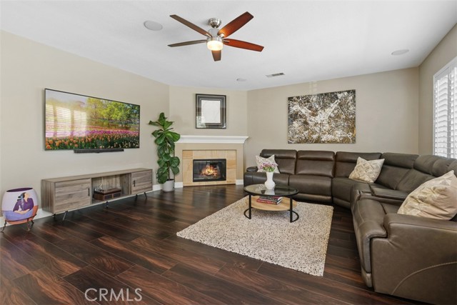 Detail Gallery Image 16 of 61 For 38220 Calle Cipres, Murrieta,  CA 92562 - 4 Beds | 3 Baths