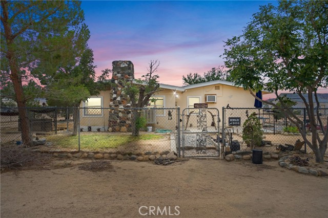 10378 Willow Wells Avenue, Lucerne Valley CA: https://media.crmls.org/medias/9b9fa58d-3e73-4423-8d22-ad4e298c96aa.jpg