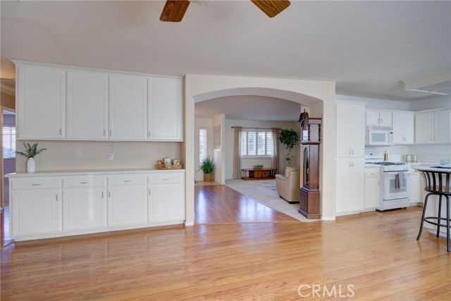 Detail Gallery Image 32 of 60 For 842 Saint Andrews, Paso Robles,  CA 93446 - 3 Beds | 2 Baths