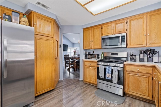 4023 Lexington Court, Palmdale CA: https://media.crmls.org/medias/9ba035d4-c93f-46fd-b7a7-a4d470ac963a.jpg