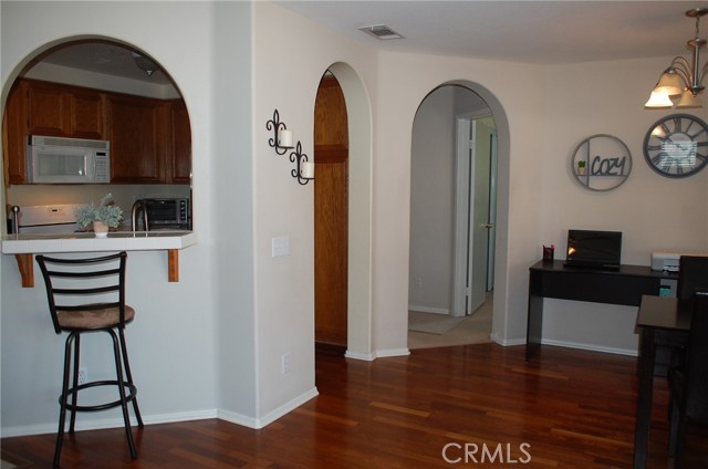 Detail Gallery Image 7 of 32 For 30451 Pelican a,  Murrieta,  CA 92563 - 2 Beds | 2 Baths