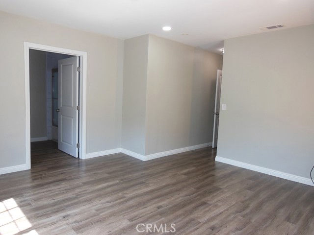 4956 Revlon Drive, La Canada Flintridge CA: https://media.crmls.org/medias/9ba0921b-507d-4aa7-ab7b-7079354a28d4.jpg