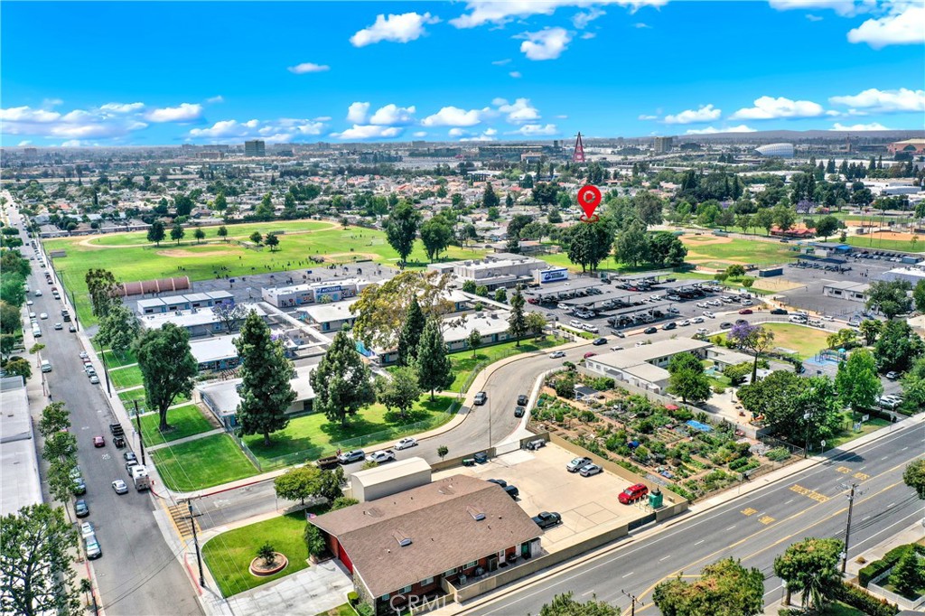 MLS #OC25128179 img 40