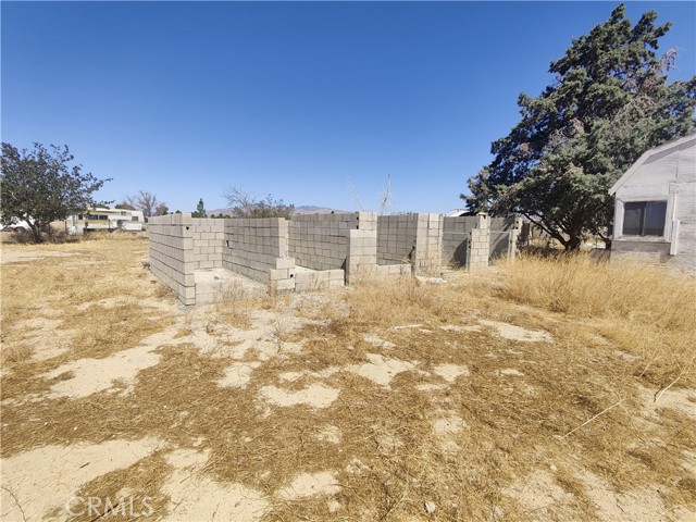 Detail Gallery Image 19 of 21 For 8043 Mojave Tropico Rd, Mojave,  CA 93501 - 3 Beds | 2/1 Baths