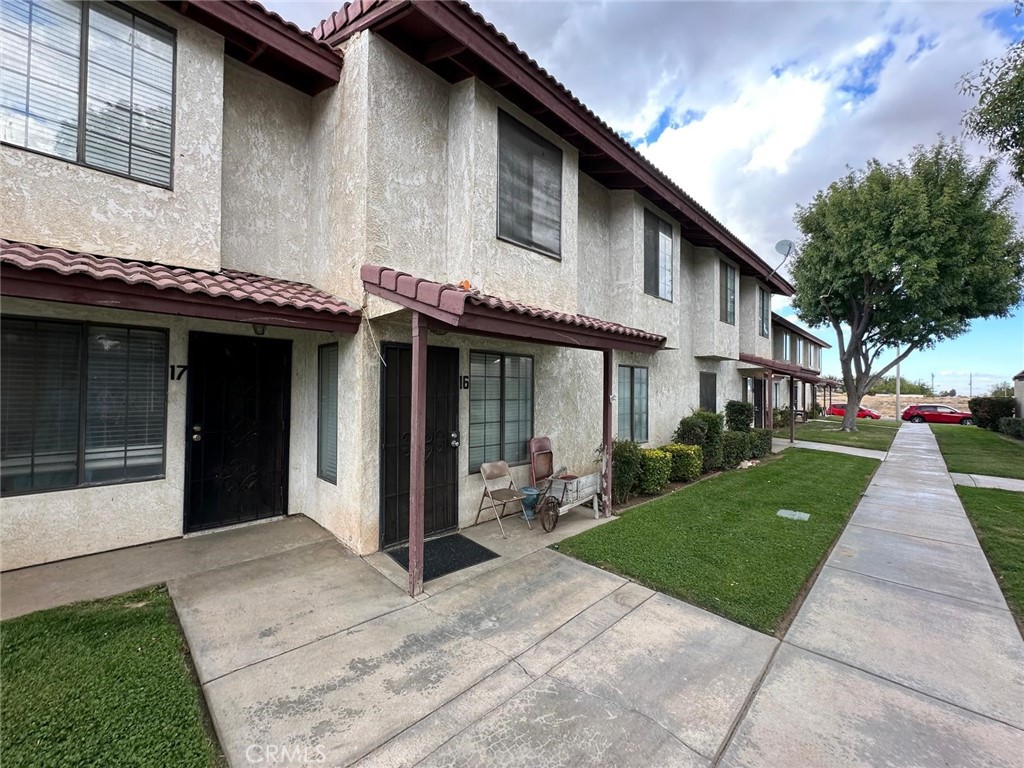 38550 22nd E