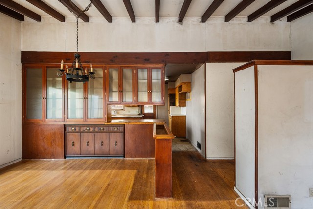 Detail Gallery Image 10 of 40 For 4939 Lowell Ave, La Crescenta,  CA 91214 - 3 Beds | 1 Baths