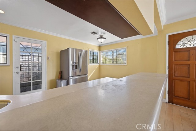 Detail Gallery Image 5 of 49 For 5021 Brayton, Long Beach,  CA 90807 - 5 Beds | 2 Baths