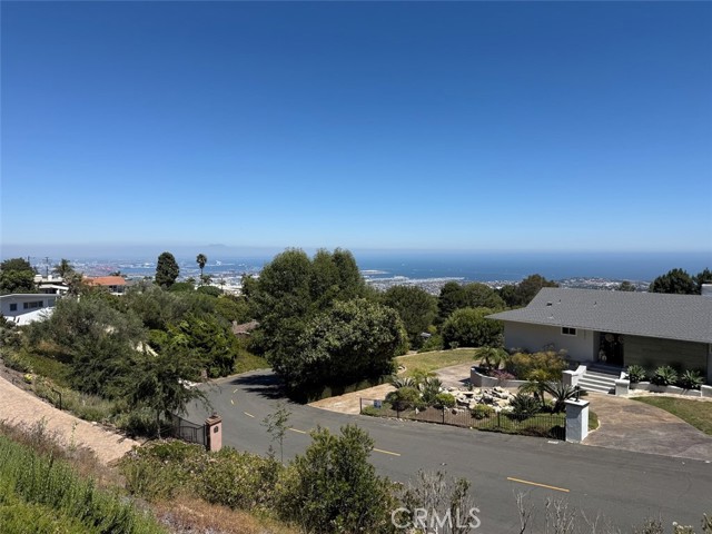 3111 Deluna Drive, Rancho Palos Verdes CA: https://media.crmls.org/medias/9ba34d6b-6640-425f-8b15-f0fdeff93e1c.jpg