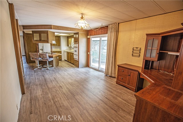 Large family room leading to kitchen