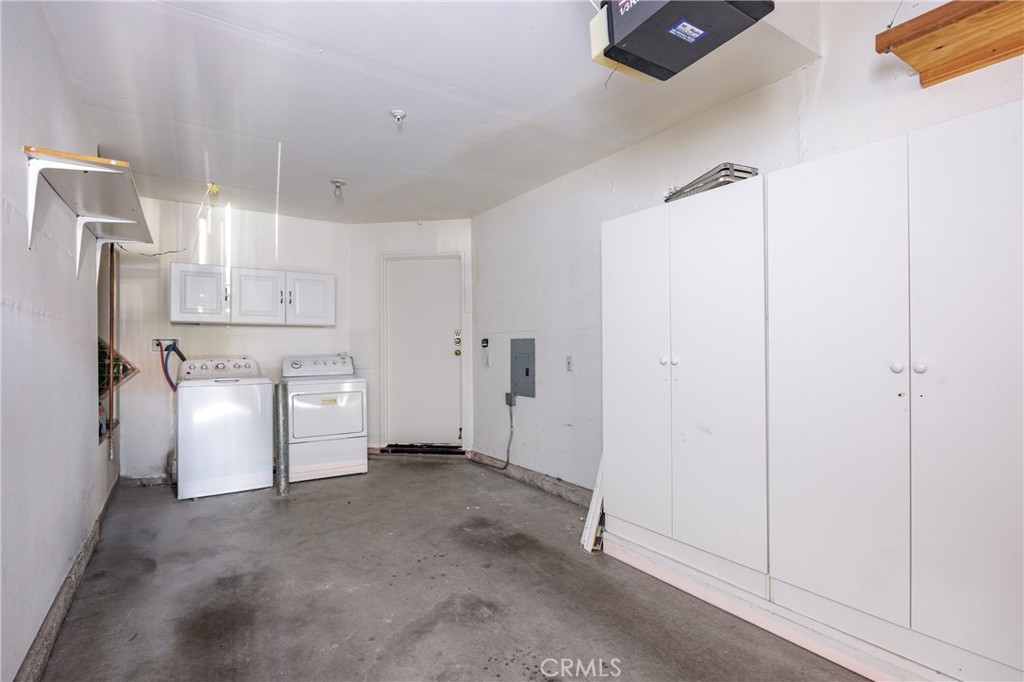 9ba41c82 1cf9 416b B813 A03cd563273d