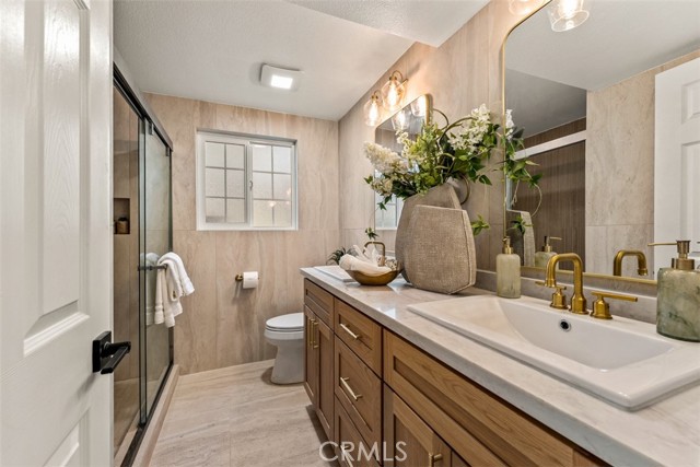 Detail Gallery Image 10 of 14 For 12 Woodleaf, Irvine,  CA 92614 - 3 Beds | 2 Baths