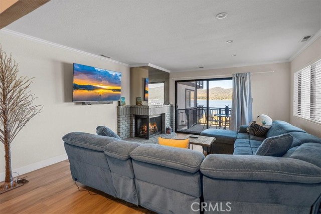 Detail Gallery Image 15 of 50 For 40670 Big Bear #203,  Big Bear Lake,  CA 92315 - 3 Beds | 3 Baths