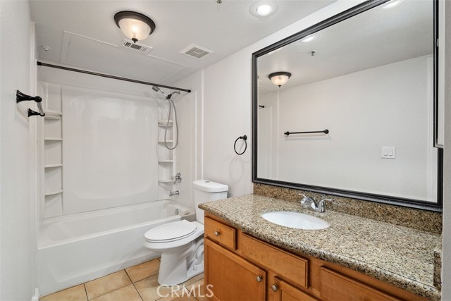 Detail Gallery Image 24 of 38 For 1965 Las Colinas Cir #205,  Corona,  CA 92879 - 1 Beds | 1 Baths