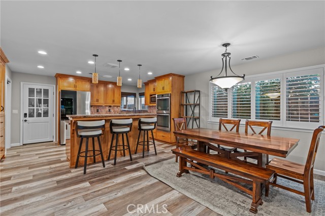 Detail Gallery Image 7 of 37 For 1856 Southfork Pl, Paso Robles,  CA 93446 - 3 Beds | 4 Baths