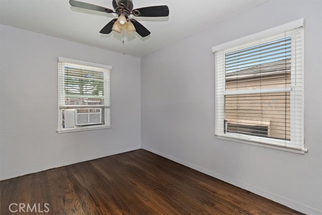 Detail Gallery Image 24 of 43 For 422 E 44th Cir, Long Beach,  CA 90807 - 3 Beds | 1 Baths