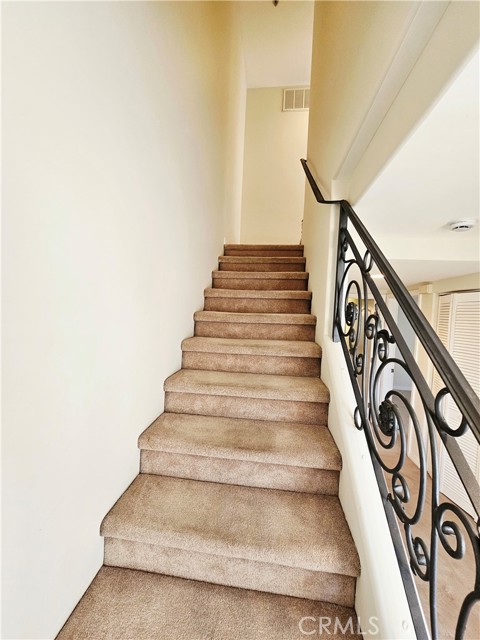 Detail Gallery Image 23 of 32 For 4732 Radford Ave #3,  Valley Village,  CA 91607 - 3 Beds | 3 Baths