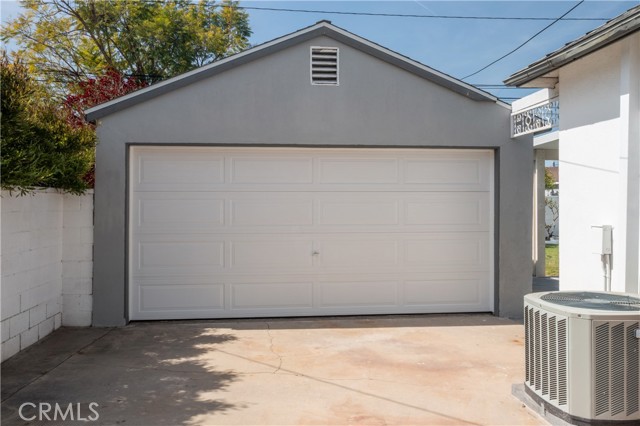 Detail Gallery Image 32 of 50 For 6119 Blackthorne Ave, Lakewood,  CA 90712 - 3 Beds | 2 Baths