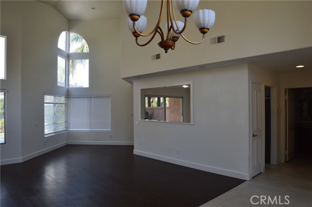 1 Genoa, Laguna Niguel CA: https://media.crmls.org/medias/9ba84c8e-abdc-42d3-8407-629939e41281.jpg
