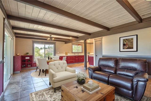 15455 Shelton Drive, Perris CA: https://media.crmls.org/medias/9ba88497-a7e2-4a4a-98ed-44f877c49404.jpg