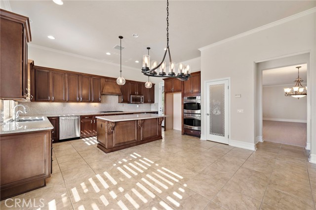 Detail Gallery Image 22 of 69 For 23761 Hollingsworth Dr, Murrieta,  CA 92562 - 4 Beds | 3/1 Baths