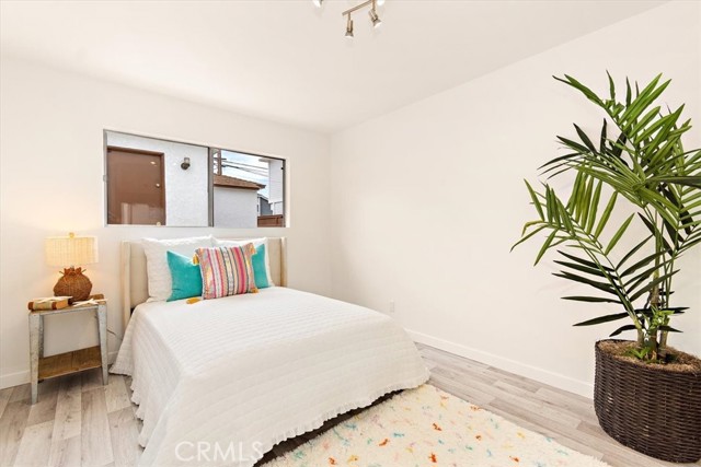 2009 Graham Avenue, Redondo Beach, California 90278, ,Residential Income,Sold,Graham,SB23143198