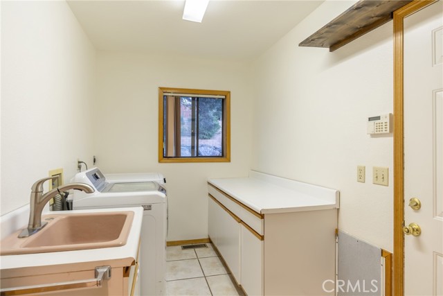 Detail Gallery Image 41 of 41 For 1841 Golden Rod Ave, Big Bear City,  CA 92314 - 4 Beds | 2/1 Baths