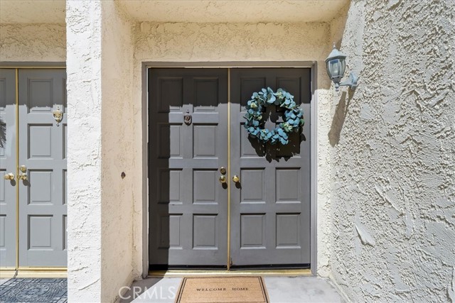Double door entry