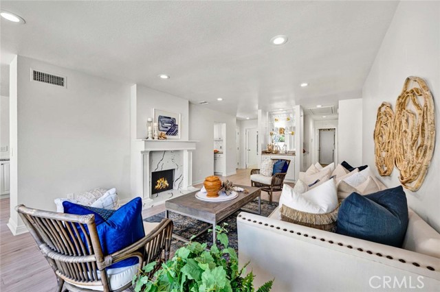 Detail Gallery Image 12 of 64 For 5 Carob, Irvine,  CA 92612 - 3 Beds | 2 Baths