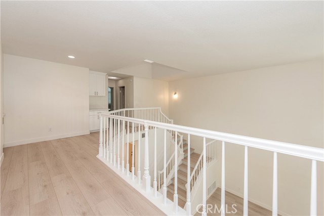 45 Cedarlake, Irvine CA: https://media.crmls.org/medias/9bac7971-126c-4e6c-a7fa-f34932103ab0.jpg
