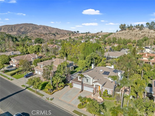 Detail Gallery Image 5 of 65 For 17835 Mayerling St, Granada Hills,  CA 91344 - 5 Beds | 5/1 Baths