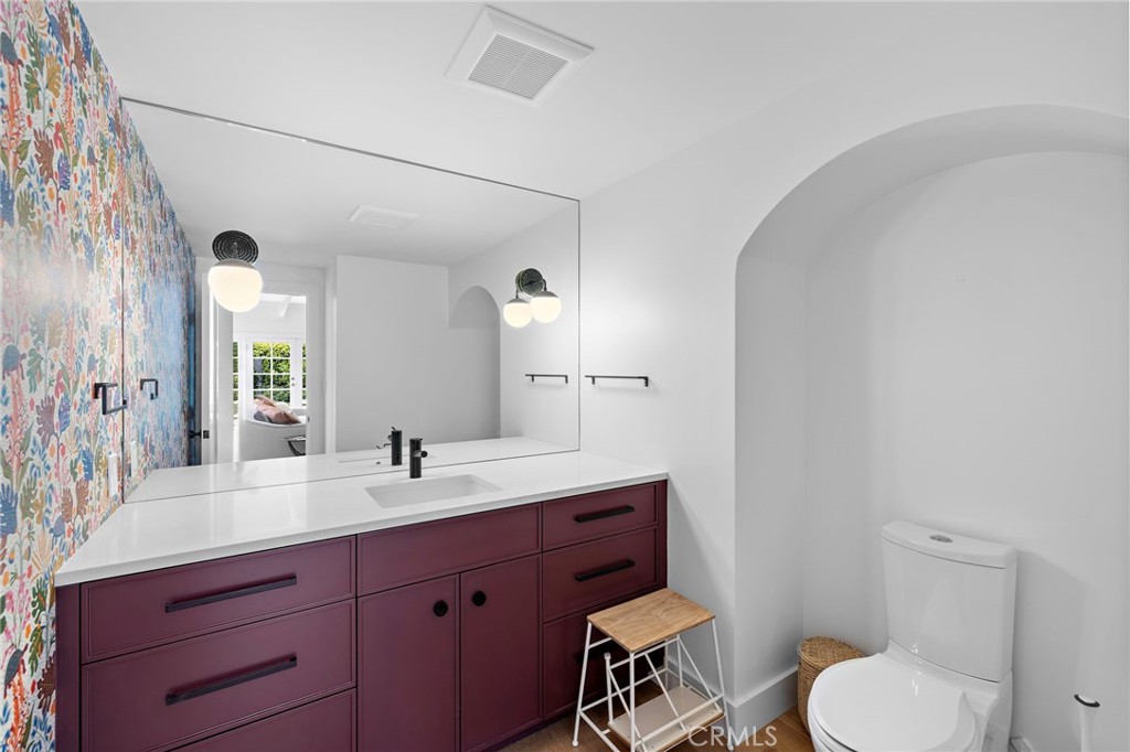 9bac9b13 4c4e 4721 Abb3 Db59fc63c5e9