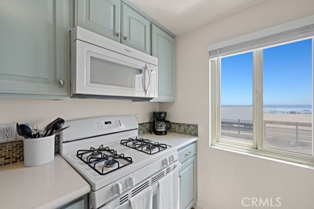 Detail Gallery Image 9 of 37 For 1202 N Pacific 205a,  Oceanside,  CA 92054 - 2 Beds | 2 Baths