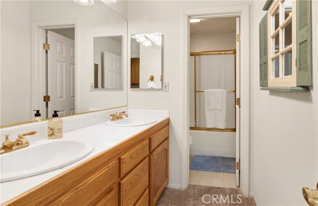 274 N Hemet Street, Hemet CA: https://media.crmls.org/medias/9baedafa-ee1e-43ed-94ac-71949fa25e35.jpg