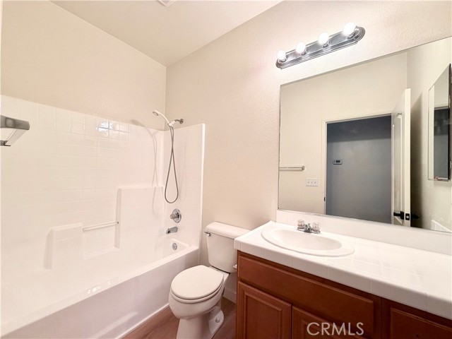 Detail Gallery Image 8 of 16 For 1042 Sun up, San Jacinto,  CA 92582 - 3 Beds | 2 Baths