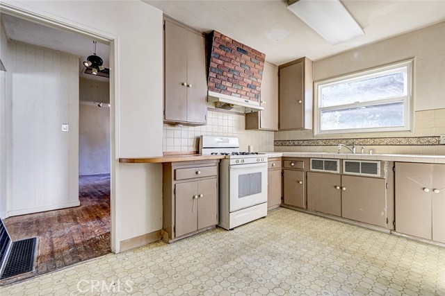 Detail Gallery Image 23 of 35 For 340 Avenue F, Redondo Beach,  CA 90277 - 3 Beds | 2 Baths