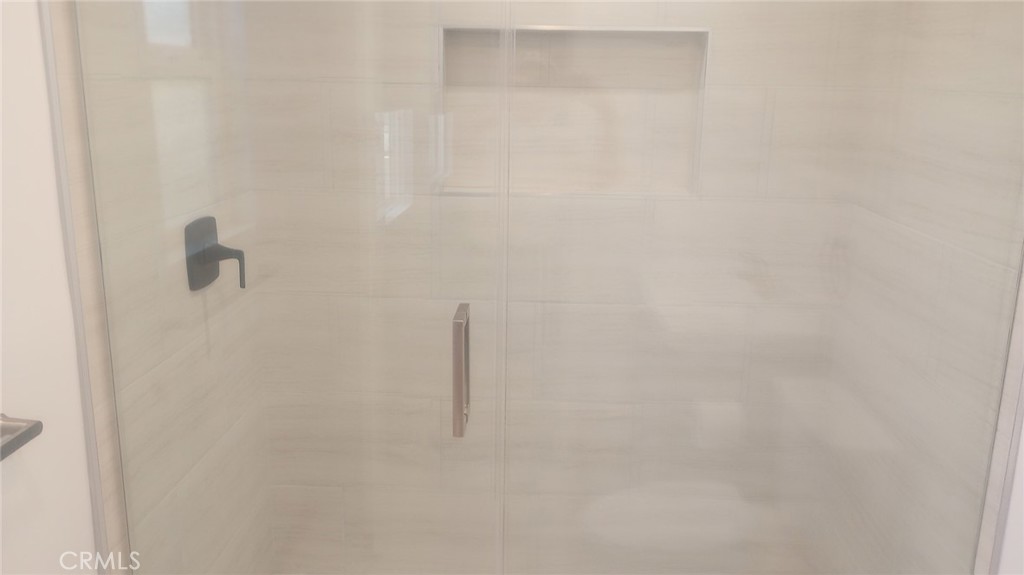 https://media.crmls.org/medias/9bb06687-0c38-4570-81b3-6c975d1df534.jpg?preset=X-Large