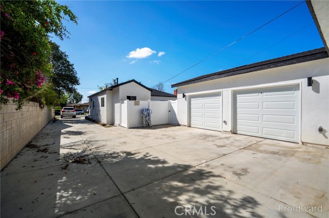 Detail Gallery Image 22 of 36 For 1411 W 7th St, Santa Ana,  CA 92703 - 6 Beds | 4 Baths