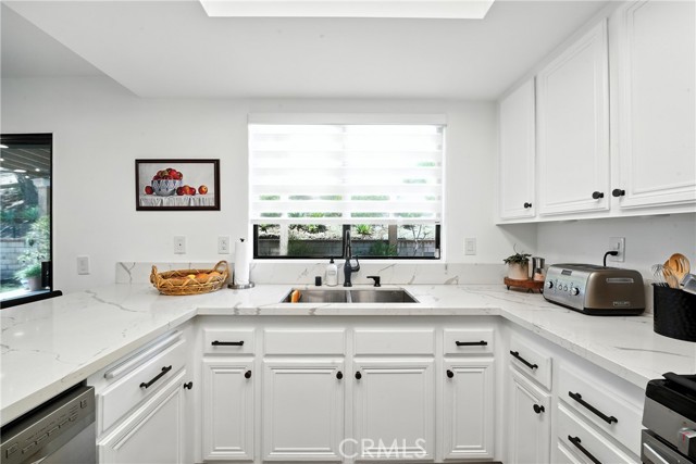Detail Gallery Image 16 of 41 For 1025 Marc Ct, Diamond Bar,  CA 91765 - 4 Beds | 3 Baths