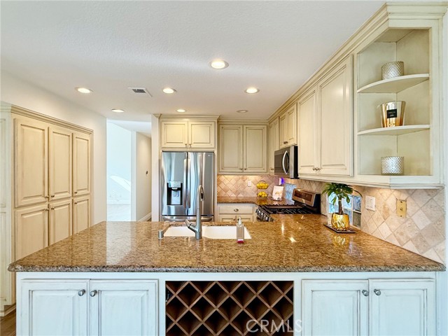 Detail Gallery Image 15 of 36 For 28422 via Nandina, Laguna Niguel,  CA 92677 - 4 Beds | 2/1 Baths