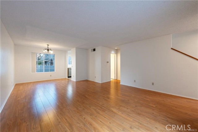 2800 Plaza Del Amo, Torrance CA: https://media.crmls.org/medias/9bb27650-b11c-4961-9b8c-c3f668723285.jpg