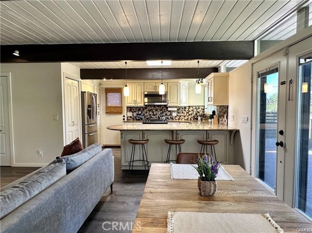 Detail Gallery Image 5 of 25 For 214 Del Gado Rd, San Clemente,  CA 92672 - 2 Beds | 1/1 Baths