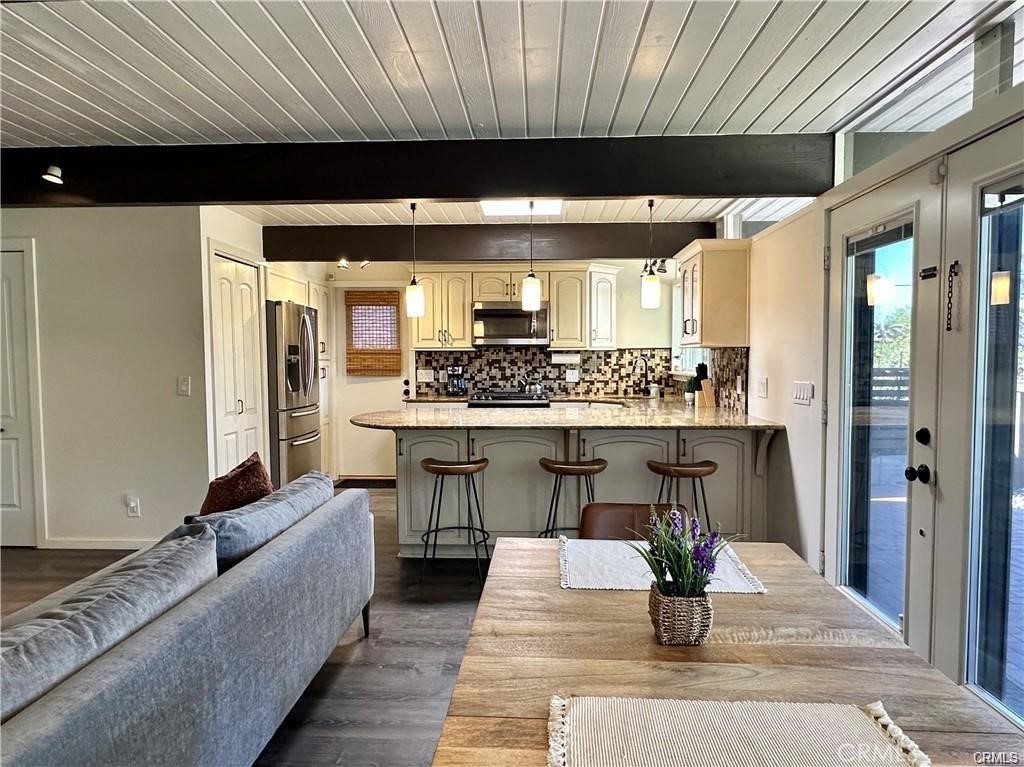 MLS #OC25273151 image #4