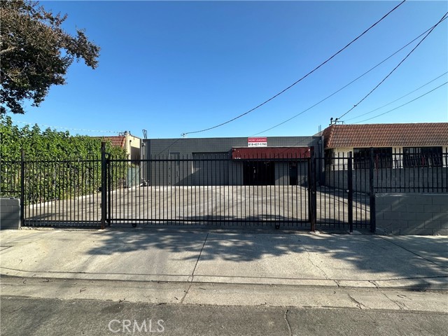 16134 Valerio Street, Van Nuys (los Angeles), California 91406, ,Commercial Lease,For Rent,16134 Valerio Street,CRSR25007821