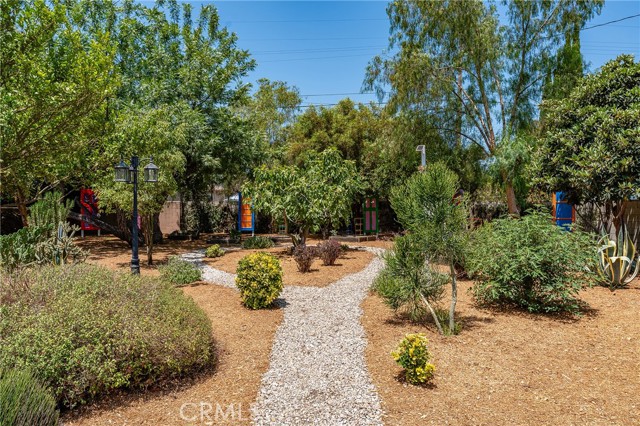 6217 Orion Avenue, Van Nuys CA: https://media.crmls.org/medias/9bb3afc7-5d90-465a-a66a-c9c4d183bb7b.jpg