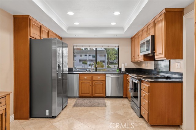 Detail Gallery Image 20 of 43 For 11 Baruna Ct #55,  Newport Beach,  CA 92663 - 3 Beds | 2/1 Baths