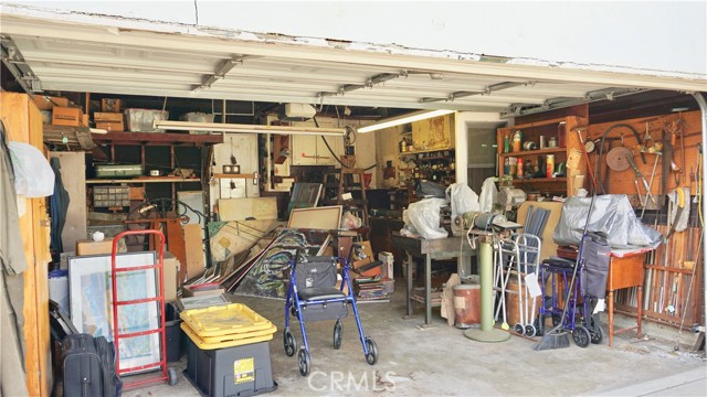 Detail Gallery Image 29 of 48 For 2213 N Valley St, Burbank,  CA 91505 - 3 Beds | 1 Baths