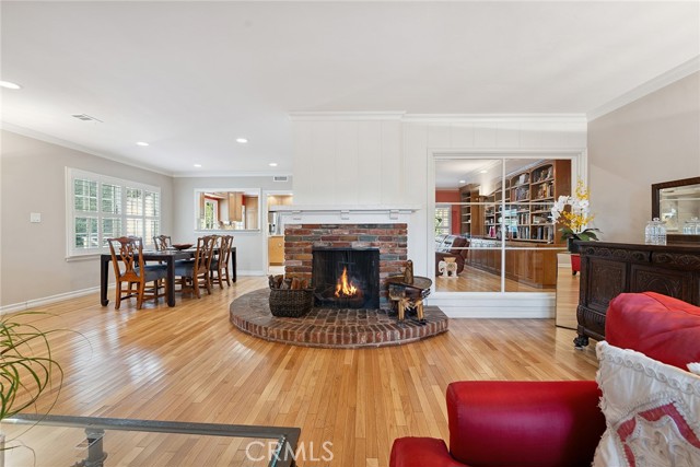6217 Orion Avenue, Van Nuys CA: https://media.crmls.org/medias/9bb6d626-0458-4e49-8929-fc47671f38bd.jpg