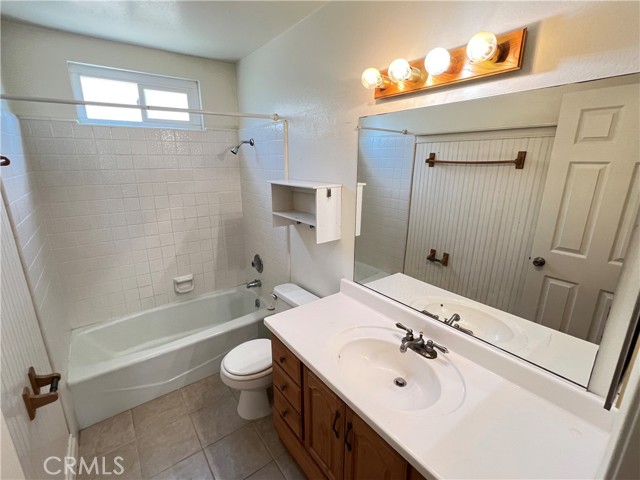 1205 N Piedmont Drive, Anaheim CA: https://media.crmls.org/medias/9bb6dbd4-2327-4f74-bdec-39a38eb8c658.jpg