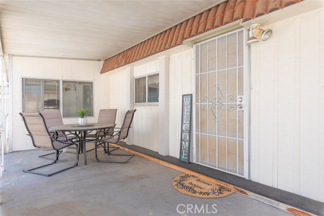 12700 2nd Street, Yucaipa CA: https://media.crmls.org/medias/9bb808ad-5f38-4a8c-b881-42d648dd3d68.jpg