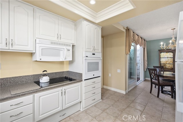Detail Gallery Image 17 of 43 For 93 Calle Aragon #D,  Laguna Woods,  CA 92637 - 2 Beds | 1 Baths